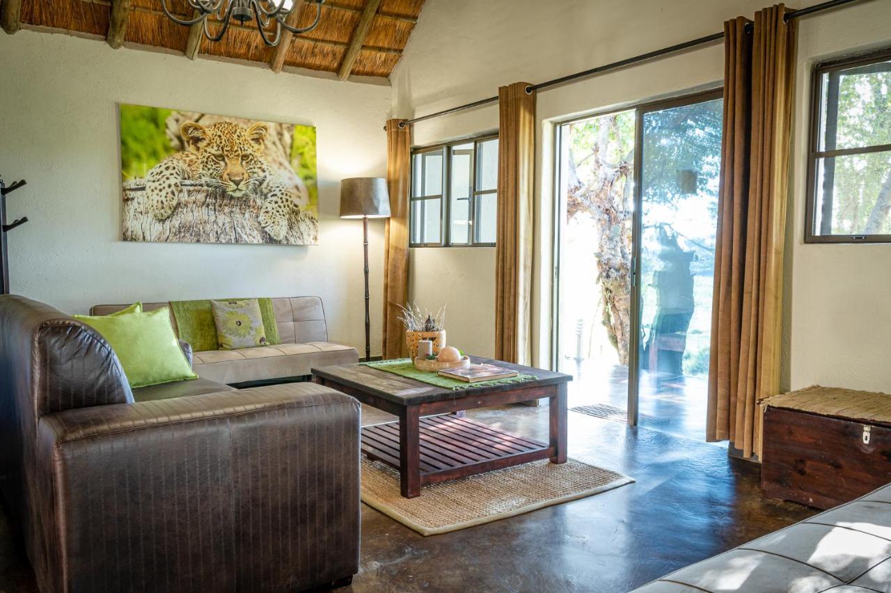 Umkumbe Safari Lodge Riverside Skukuza Kültér fotó